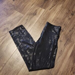 Spanx Leggings Black Shiney Camo Women's Activewear Pants Sz M